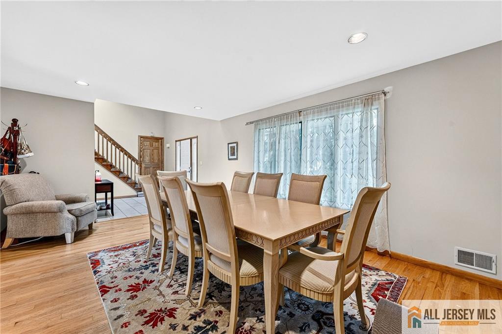 121 W Hill Road Colonia NJ 07067