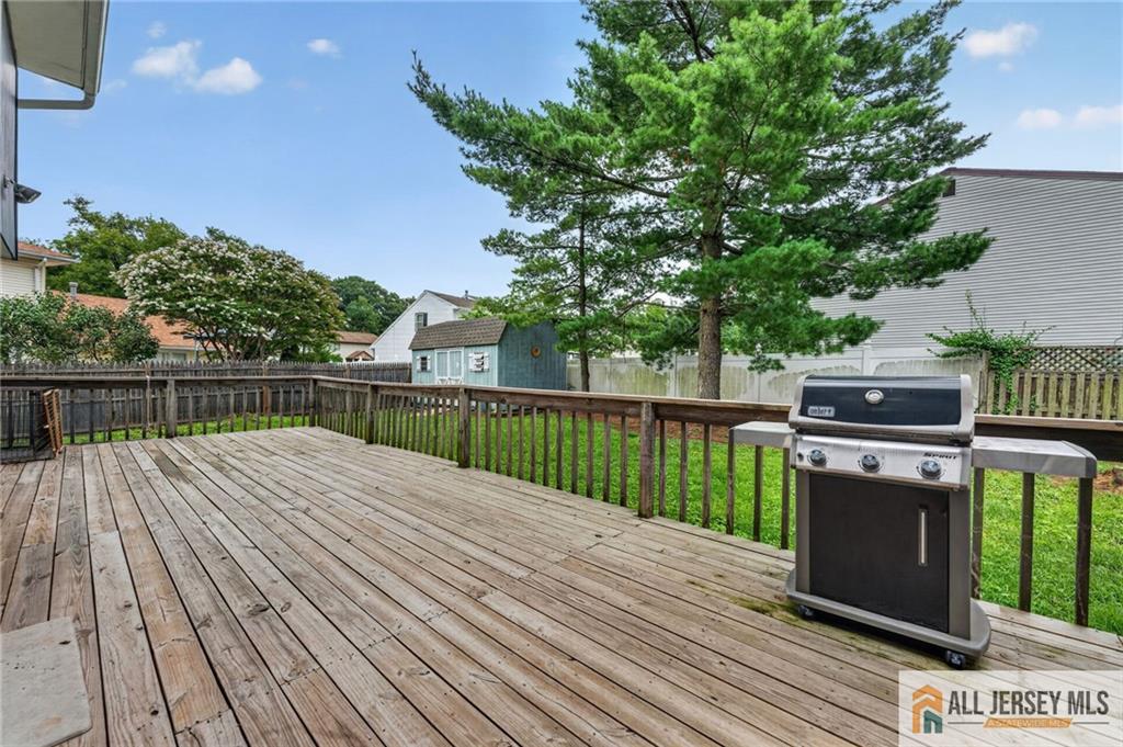 121 W Hill Road Colonia NJ 07067