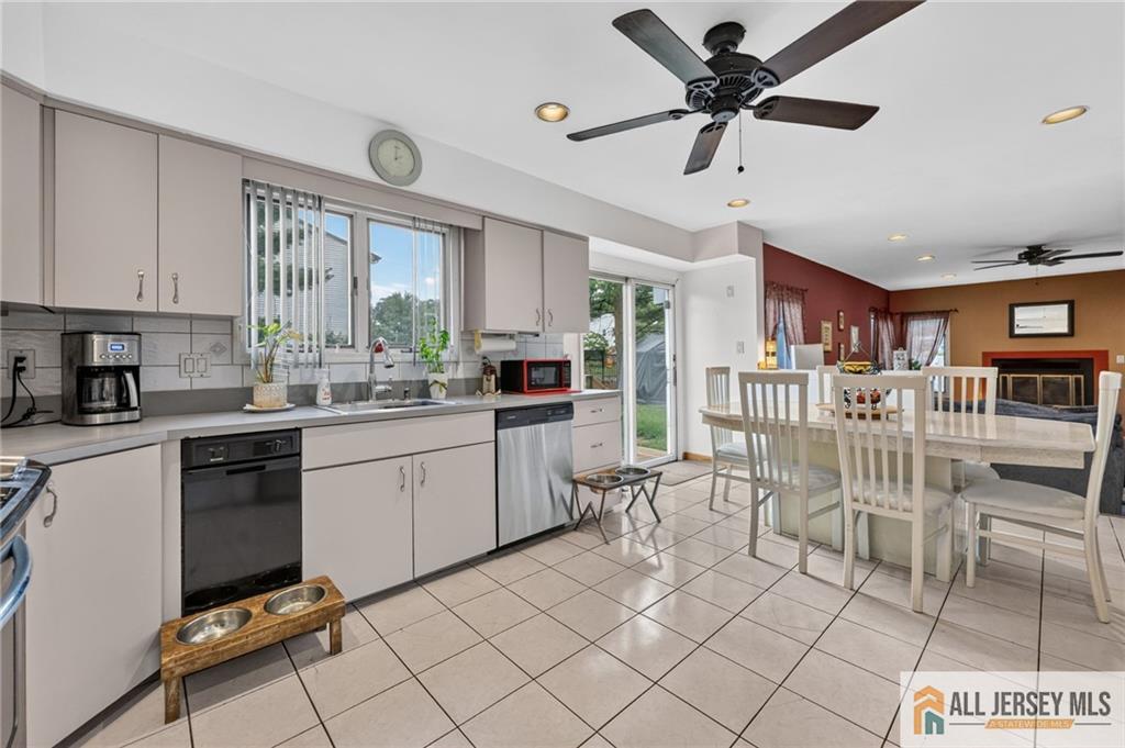 121 W Hill Road Colonia NJ 07067