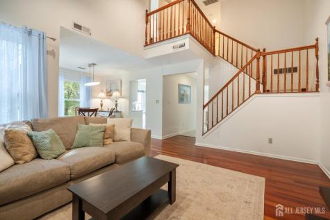 112 Lloyd Court East Brunswick NJ 08816
