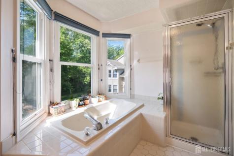 112 Lloyd Court East Brunswick NJ 08816