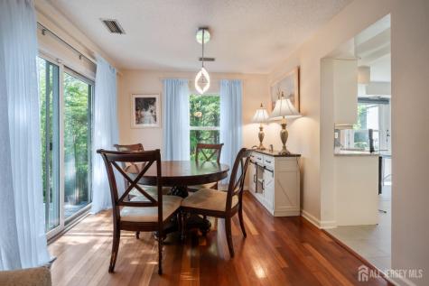 112 Lloyd Court East Brunswick NJ 08816