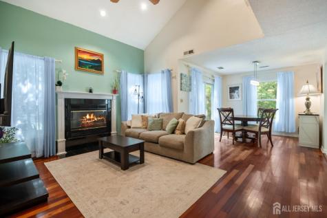 112 Lloyd Court East Brunswick NJ 08816