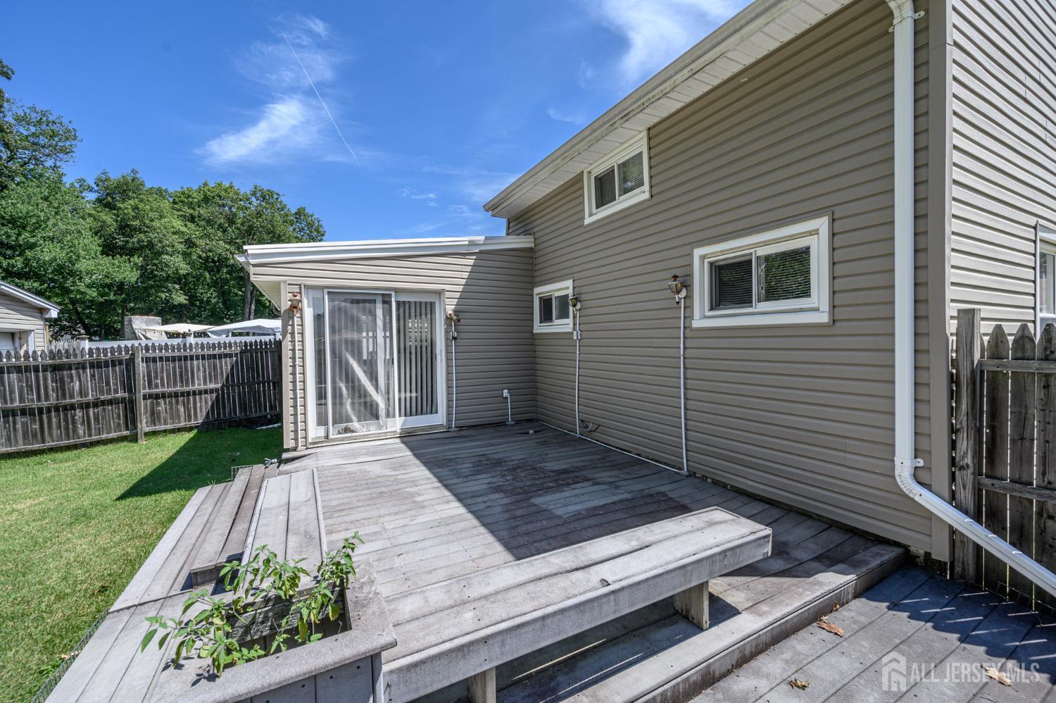 34 Hunterdon Road West Orange NJ 07052