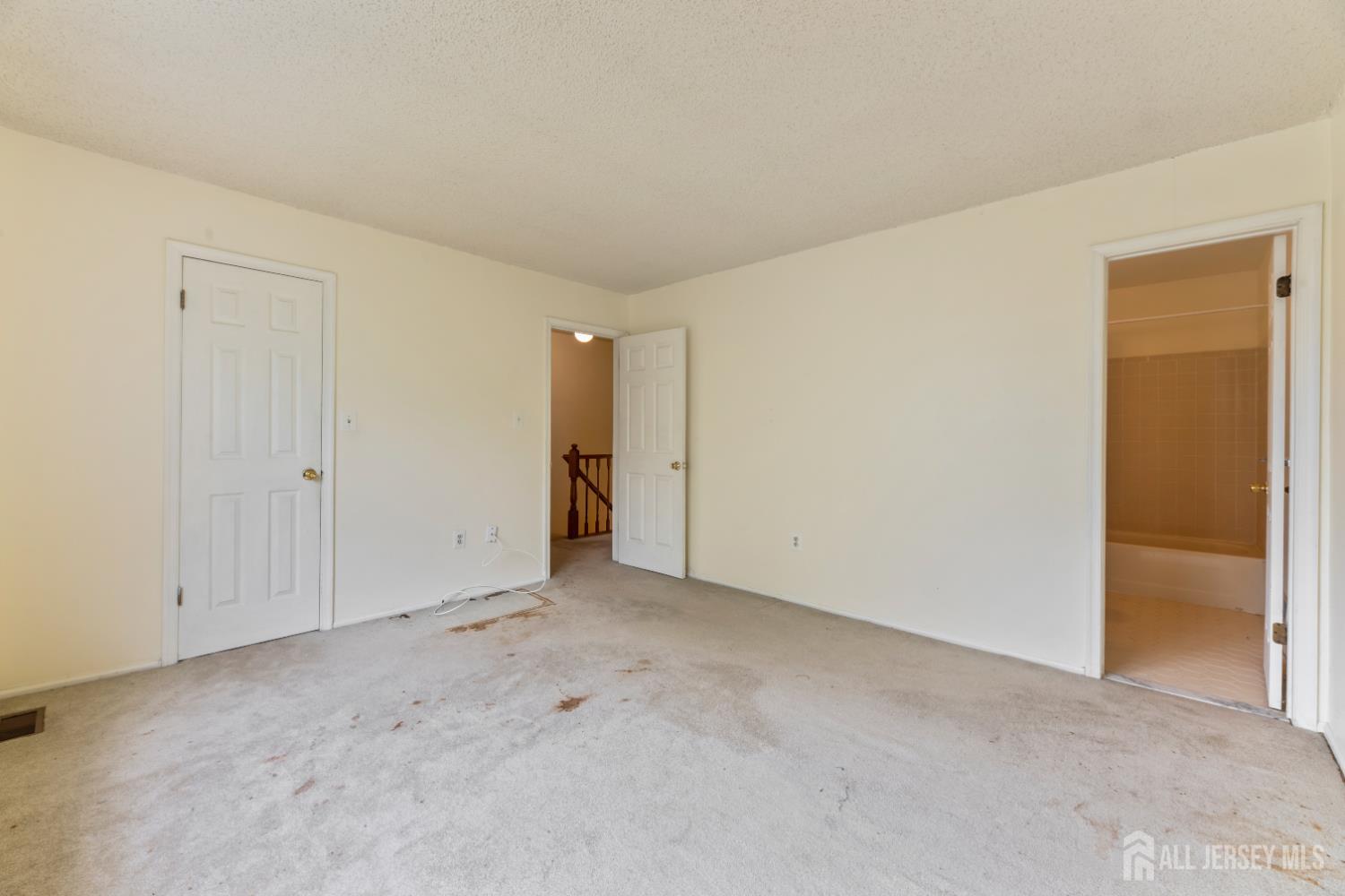 75 Albury Way North Brunswick NJ 08902