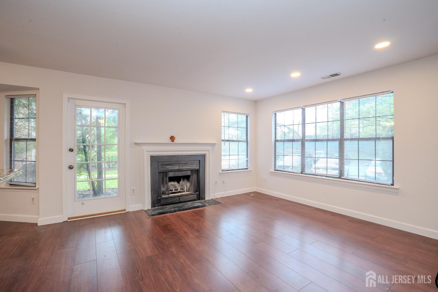 250 Crosspointe Drive East Brunswick NJ 08816