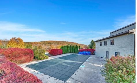 905 Spruce Hills Drive Glen Gardner NJ 08826