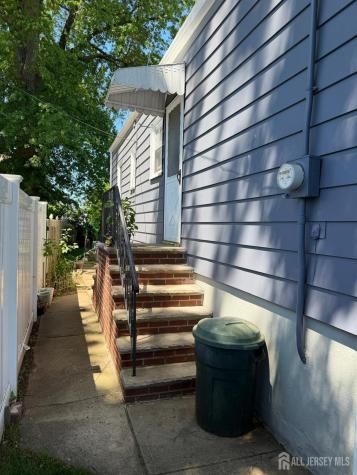 624 Chandler Avenue Roselle NJ 07203