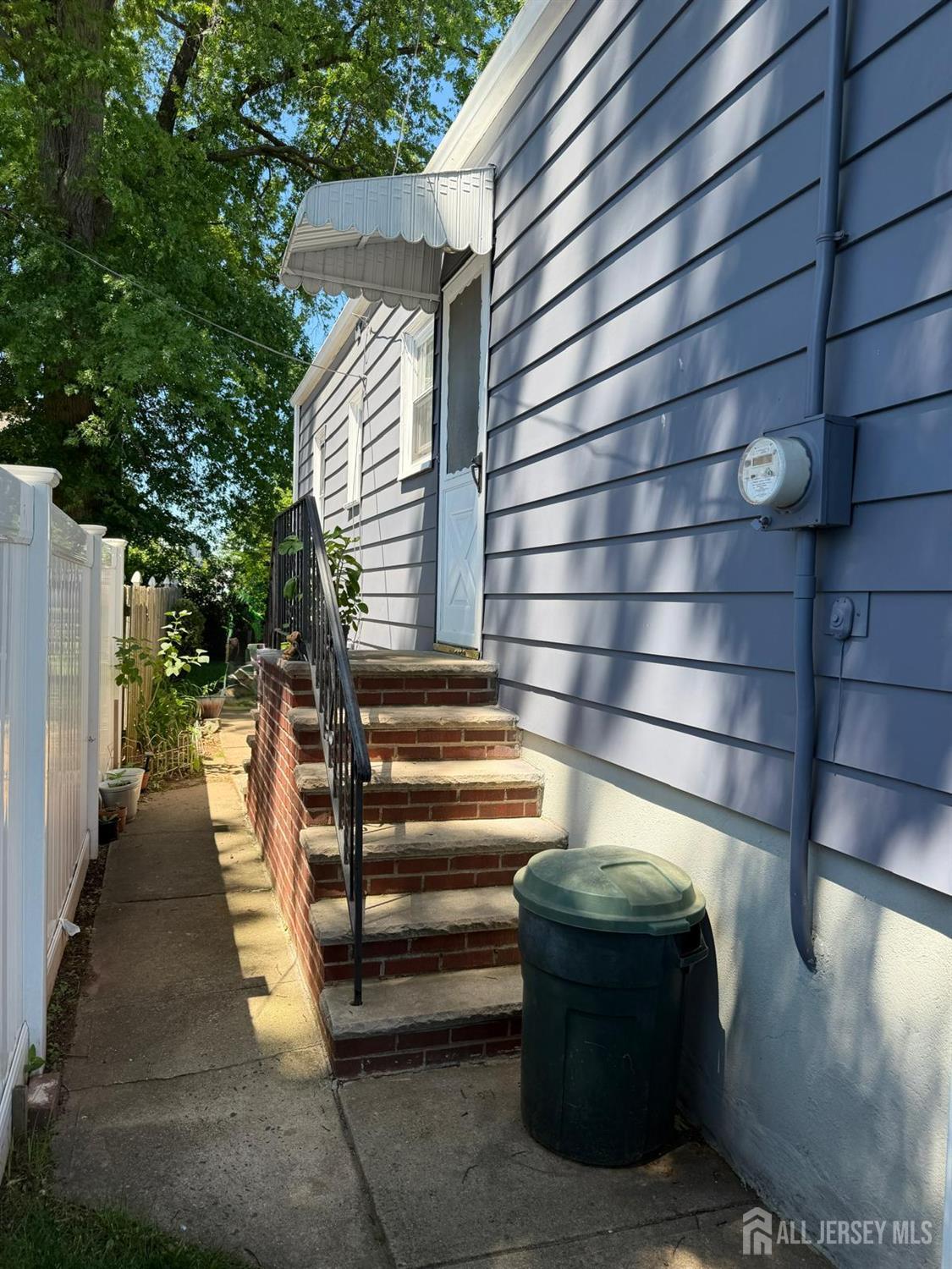 624 Chandler Avenue Roselle NJ 07203