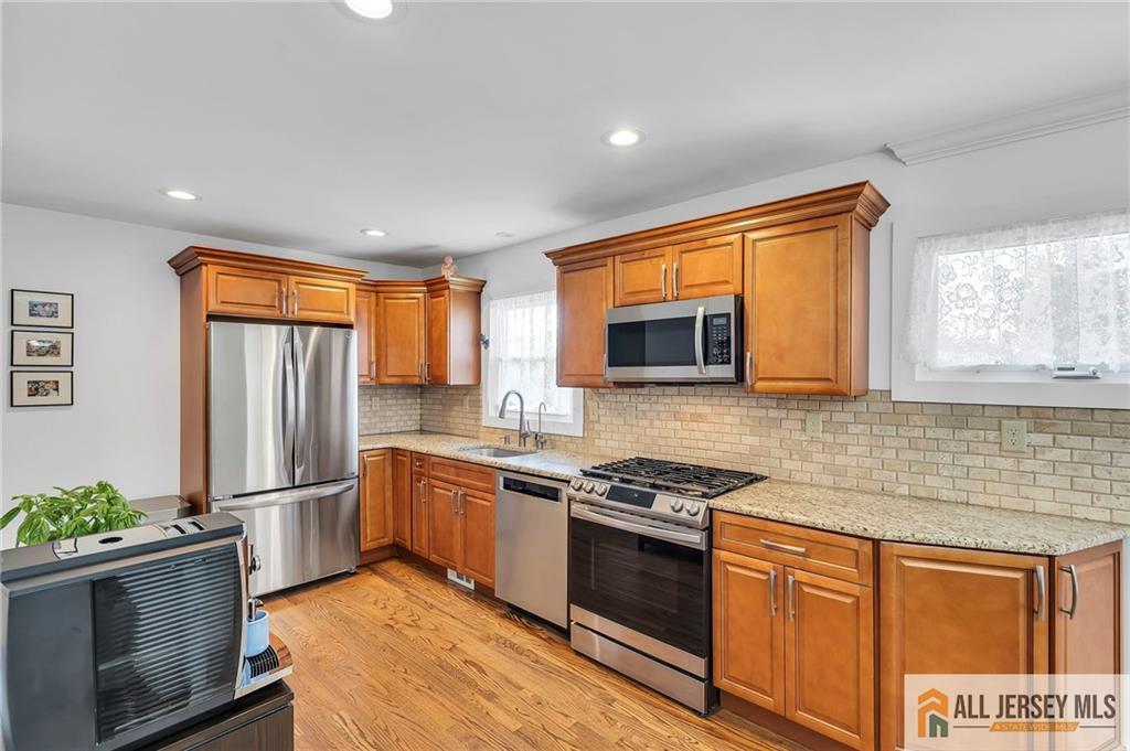 390 Kennedy Street Iselin NJ 08830