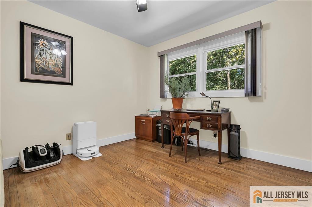 390 Kennedy Street Iselin NJ 08830