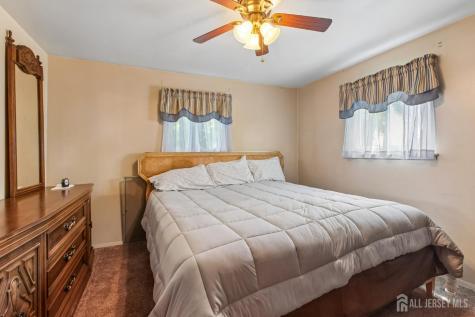 5 Lincroft Avenue Old Bridge NJ 08857