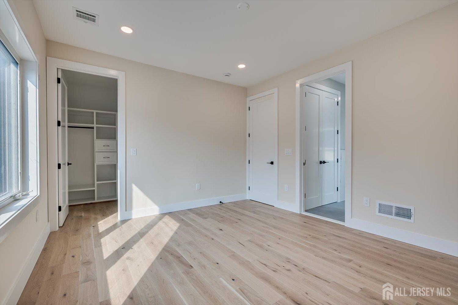 54 Nevsky Street Edison NJ 08820