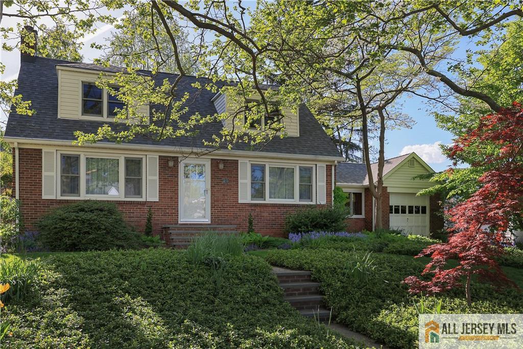 25 Voorhees Place Metuchen NJ 08840