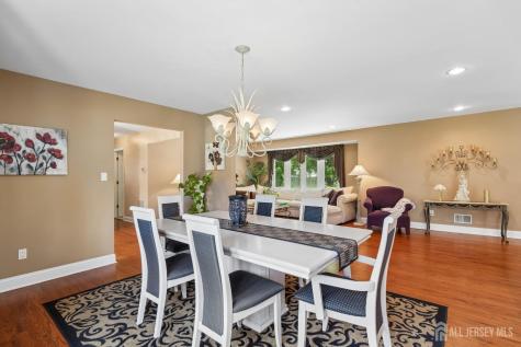 18 Mary Ellen Drive Edison NJ 08820