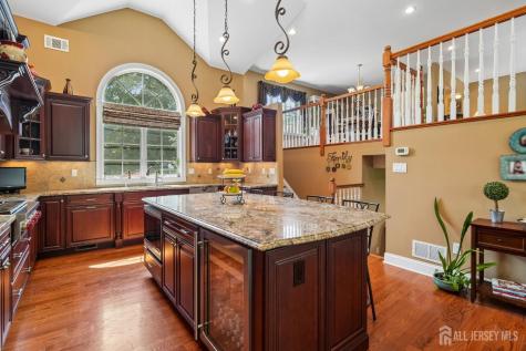 18 Mary Ellen Drive Edison NJ 08820