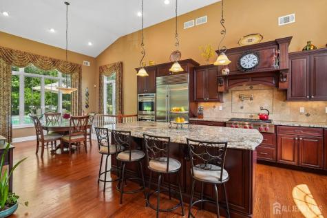 18 Mary Ellen Drive Edison NJ 08820