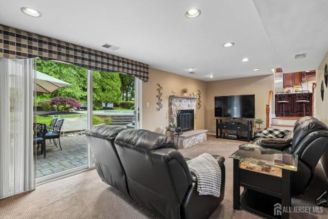18 Mary Ellen Drive Edison NJ 08820