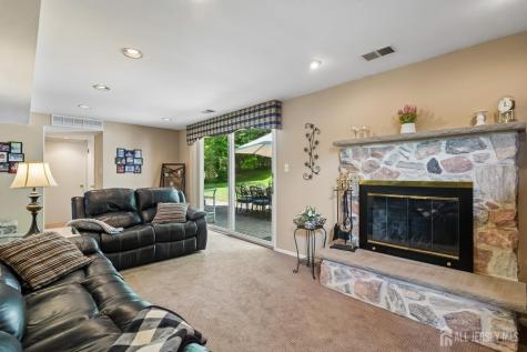 18 Mary Ellen Drive Edison NJ 08820