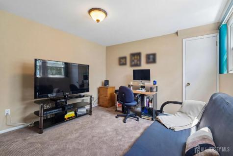18 Mary Ellen Drive Edison NJ 08820