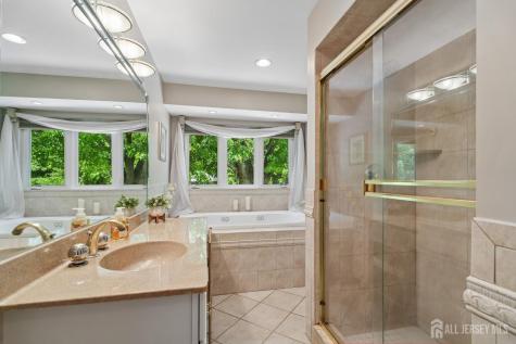 18 Mary Ellen Drive Edison NJ 08820