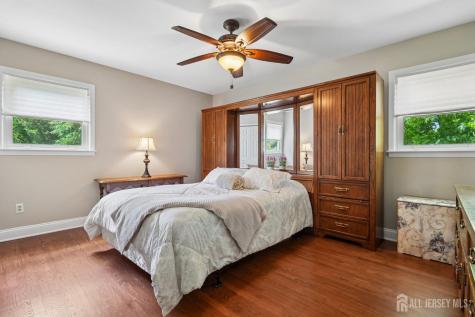18 Mary Ellen Drive Edison NJ 08820