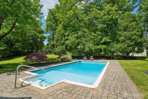 18 Mary Ellen Drive Edison NJ 08820