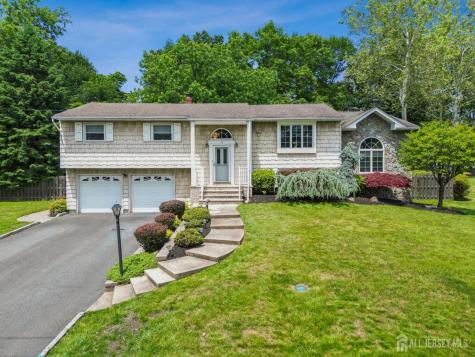 18 Mary Ellen Drive Edison NJ 08820