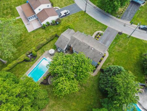 18 Mary Ellen Drive Edison NJ 08820