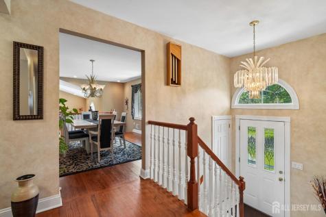 18 Mary Ellen Drive Edison NJ 08820