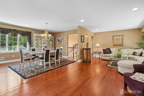 18 Mary Ellen Drive Edison NJ 08820