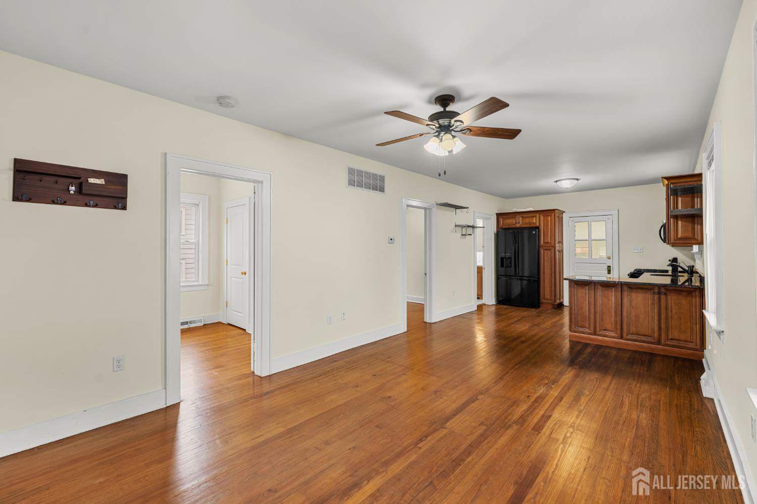 265 S 9th Avenue S Highland Park NJ 08904
