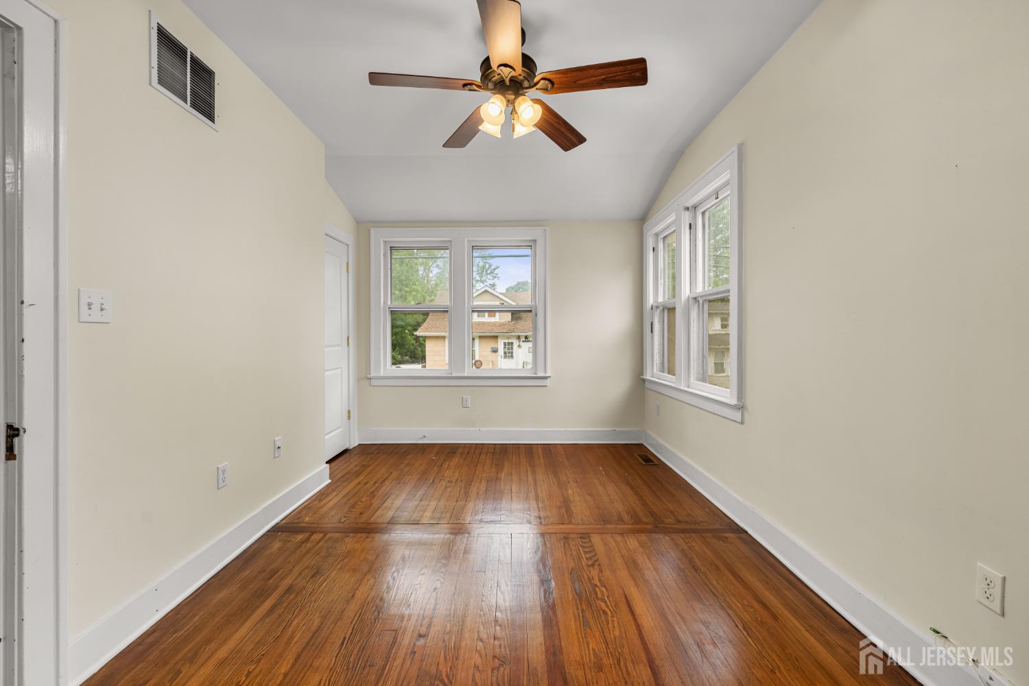265 S 9th Avenue S Highland Park NJ 08904