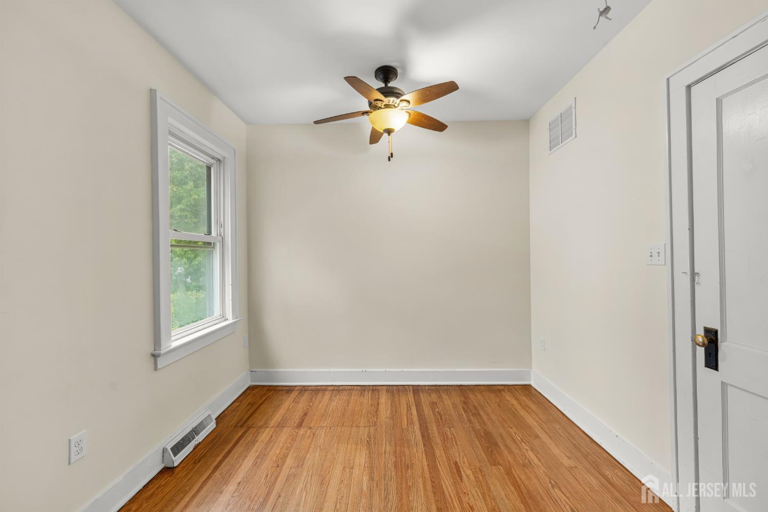 265 S 9th Avenue S Highland Park NJ 08904