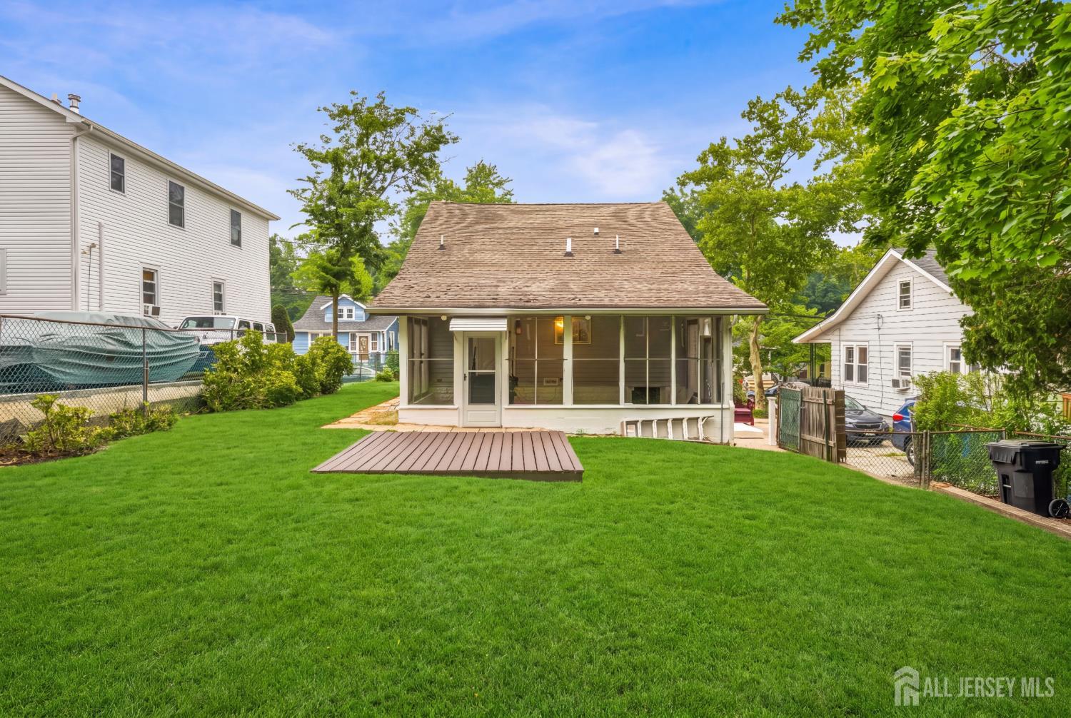 265 S 9th Avenue S Highland Park NJ 08904
