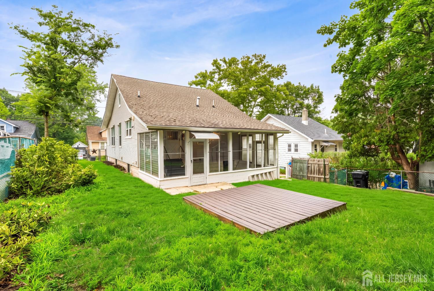 265 S 9th Avenue S Highland Park NJ 08904