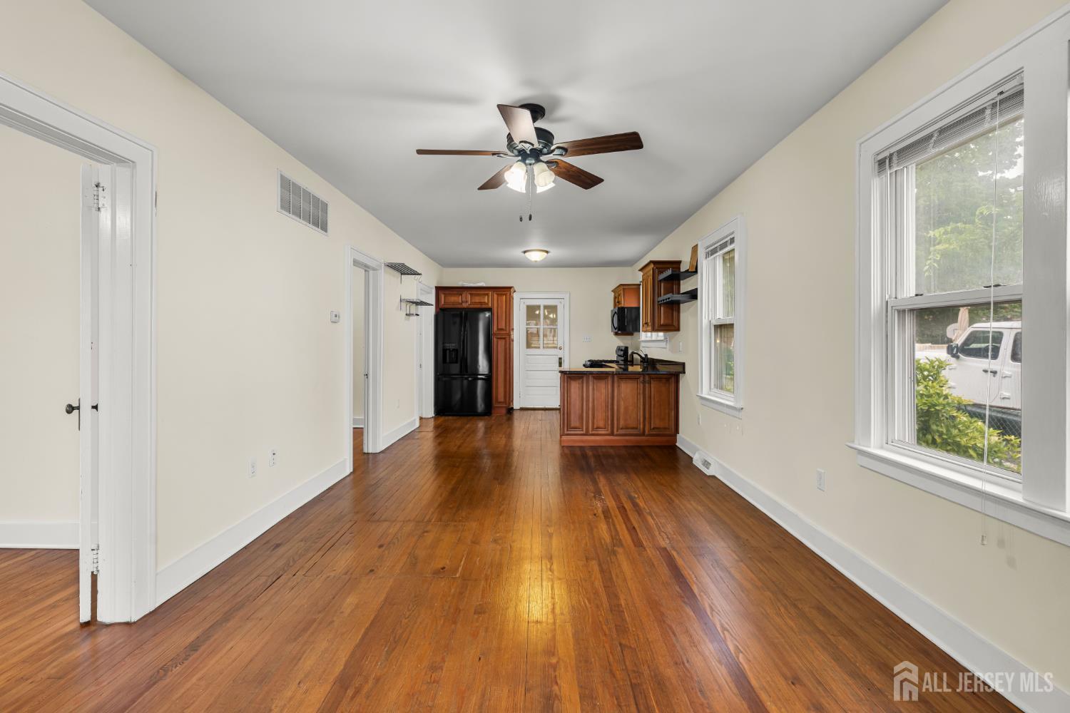 265 S 9th Avenue S Highland Park NJ 08904