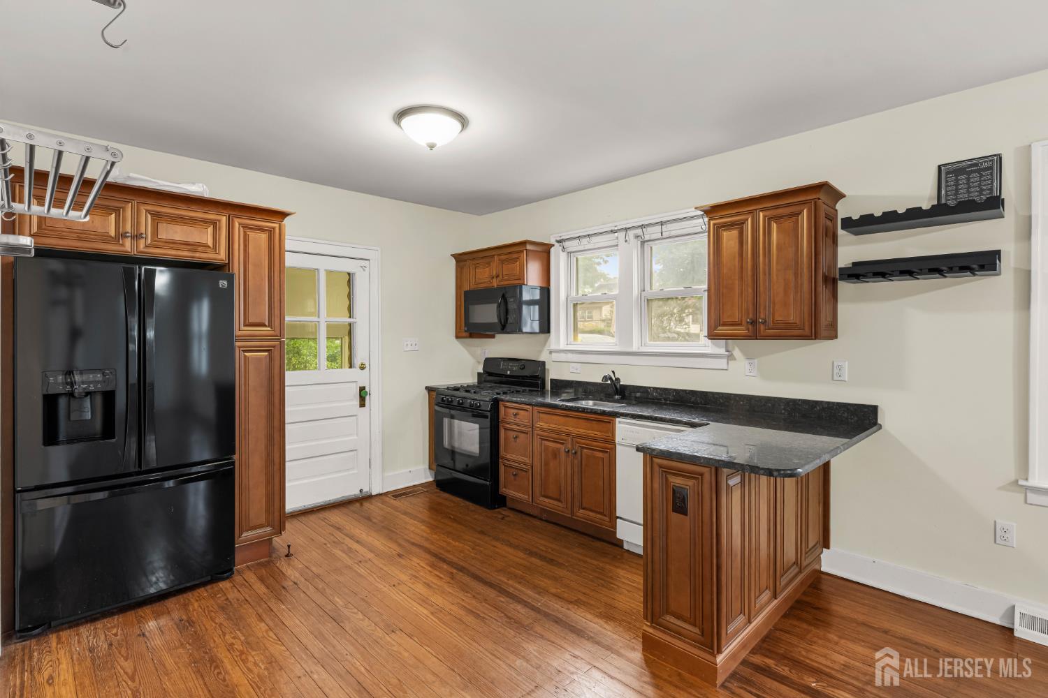 265 S 9th Avenue S Highland Park NJ 08904