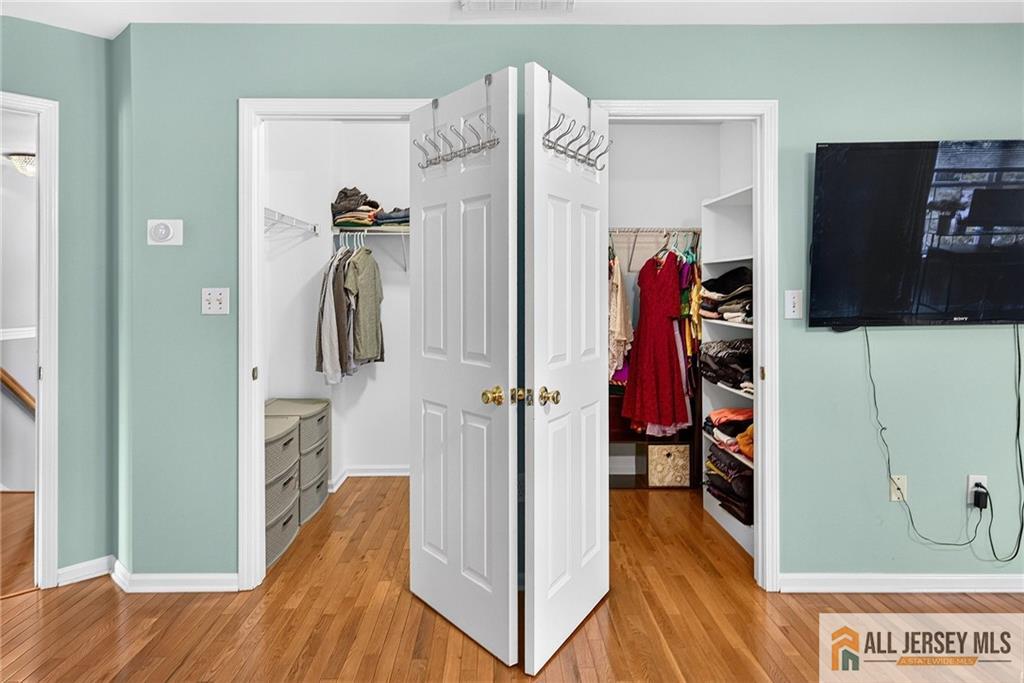 422 Aynsley Court Morganville NJ 07751
