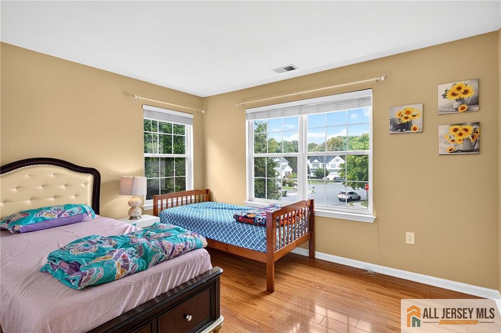 422 Aynsley Court Morganville NJ 07751