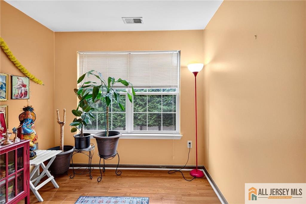 422 Aynsley Court Morganville NJ 07751