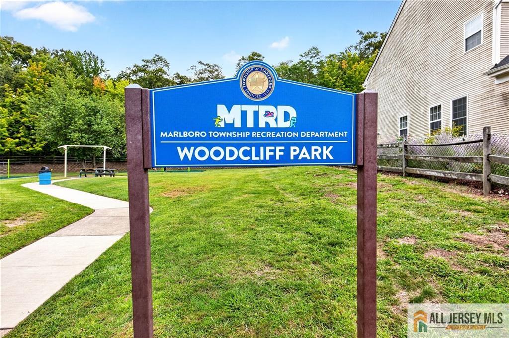 422 Aynsley Court Morganville NJ 07751