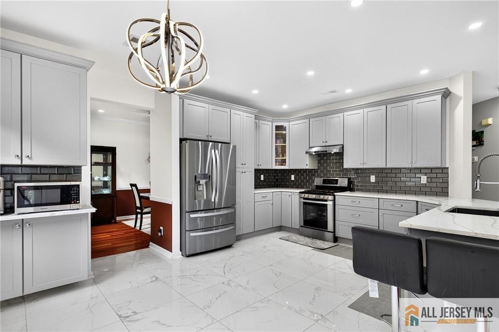 422 Aynsley Court Morganville NJ 07751