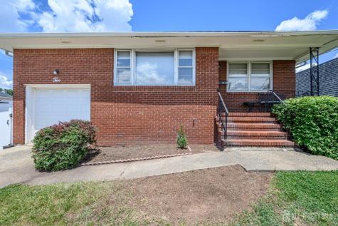 2 Carlton Street Carteret NJ 07008