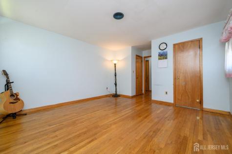 2 Carlton Street Carteret NJ 07008