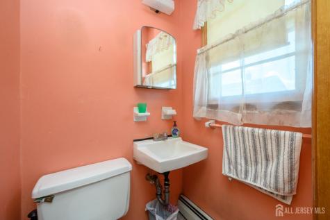 2 Carlton Street Carteret NJ 07008