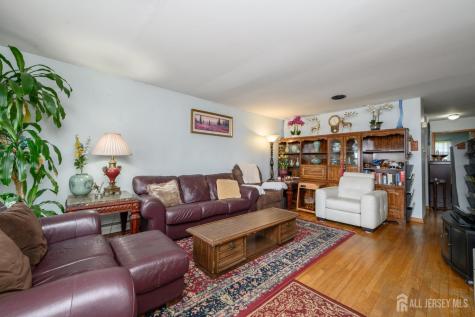 2 Carlton Street Carteret NJ 07008