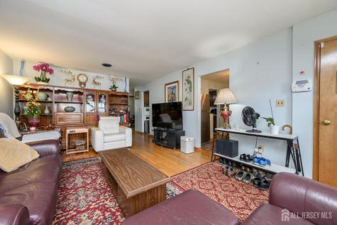 2 Carlton Street Carteret NJ 07008