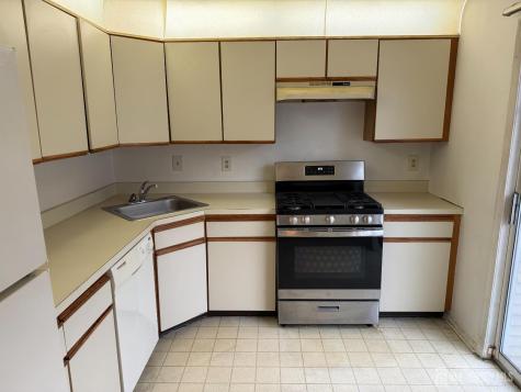 358 Hadleigh Lane North Brunswick NJ 08902