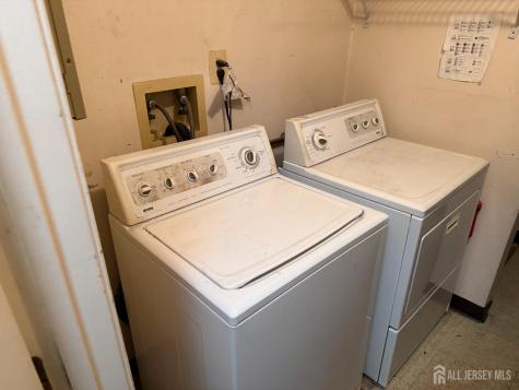 358 Hadleigh Lane North Brunswick NJ 08902
